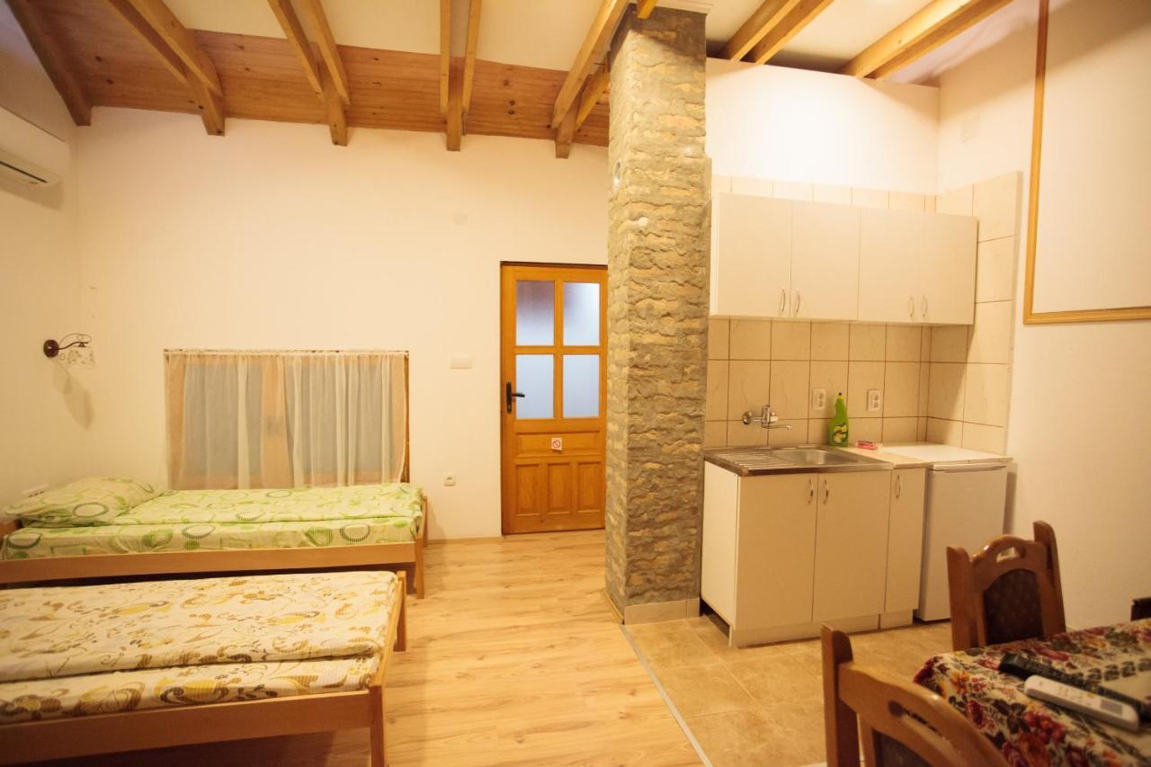 Holiday Home Jazacka Bajka Врдник Экстерьер фото
